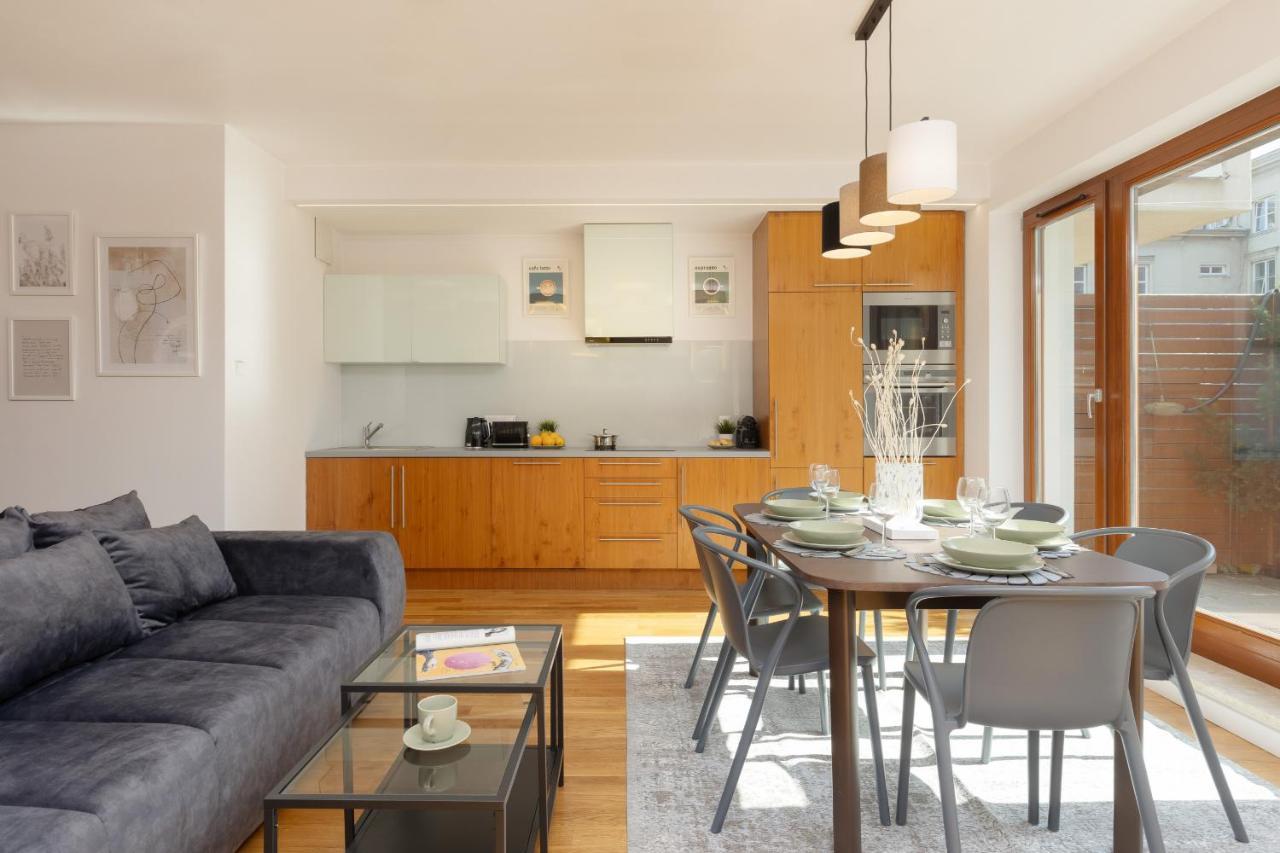 Old Mokotow Spacious Two-Bedroom Apartment By Noclegi Renters Varsovia Exterior foto