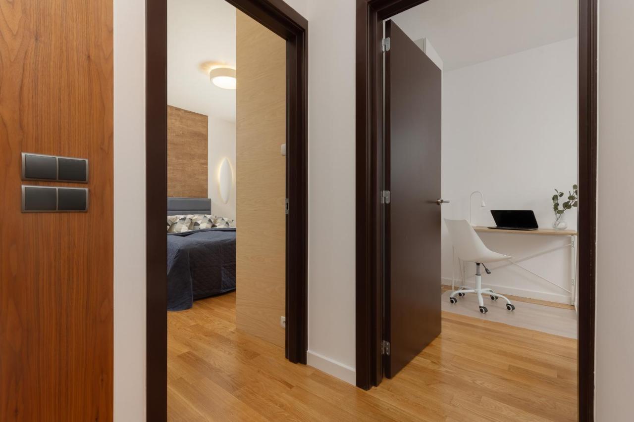 Old Mokotow Spacious Two-Bedroom Apartment By Noclegi Renters Varsovia Exterior foto