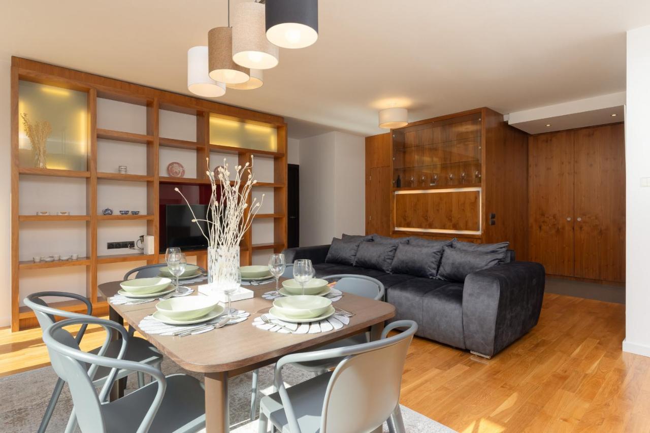Old Mokotow Spacious Two-Bedroom Apartment By Noclegi Renters Varsovia Exterior foto
