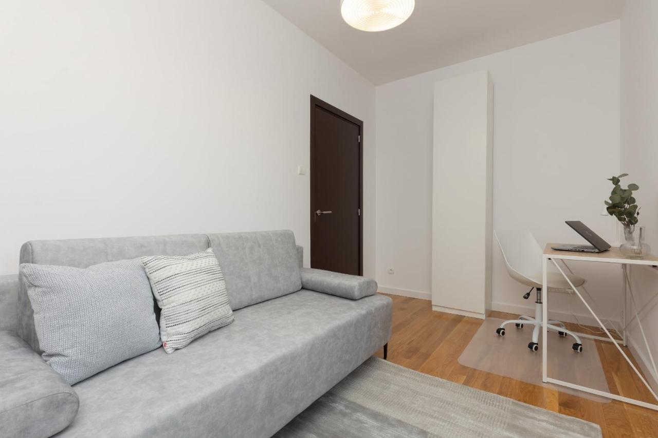Old Mokotow Spacious Two-Bedroom Apartment By Noclegi Renters Varsovia Exterior foto