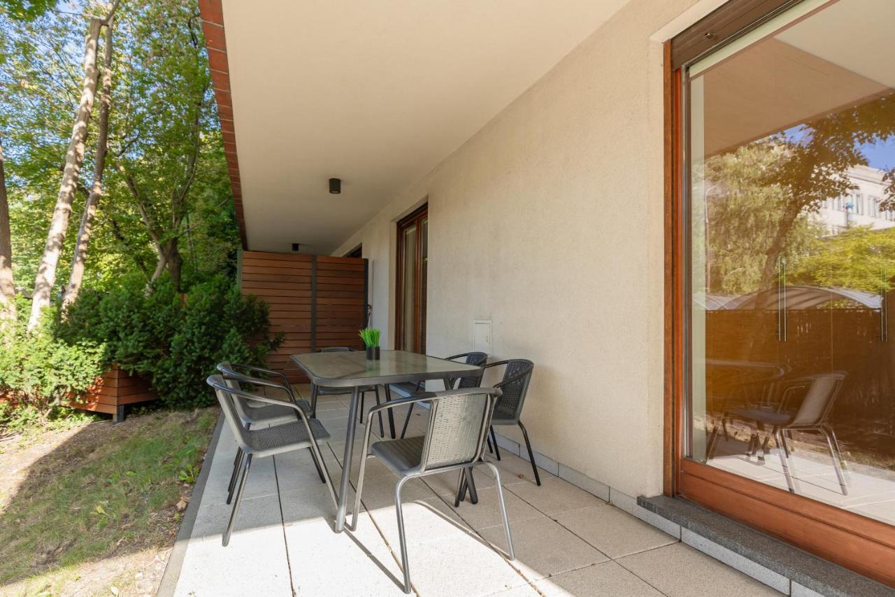 Old Mokotow Spacious Two-Bedroom Apartment By Noclegi Renters Varsovia Exterior foto