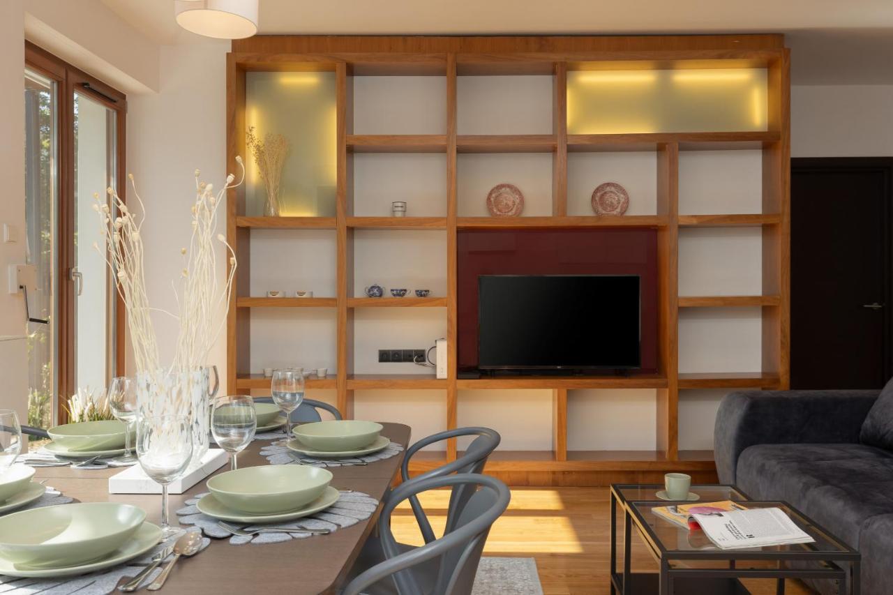 Old Mokotow Spacious Two-Bedroom Apartment By Noclegi Renters Varsovia Exterior foto